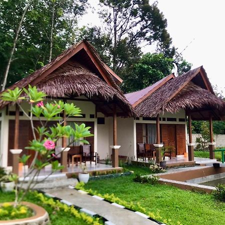 R5 Keramba Inn 부킷 라왕 외부 사진