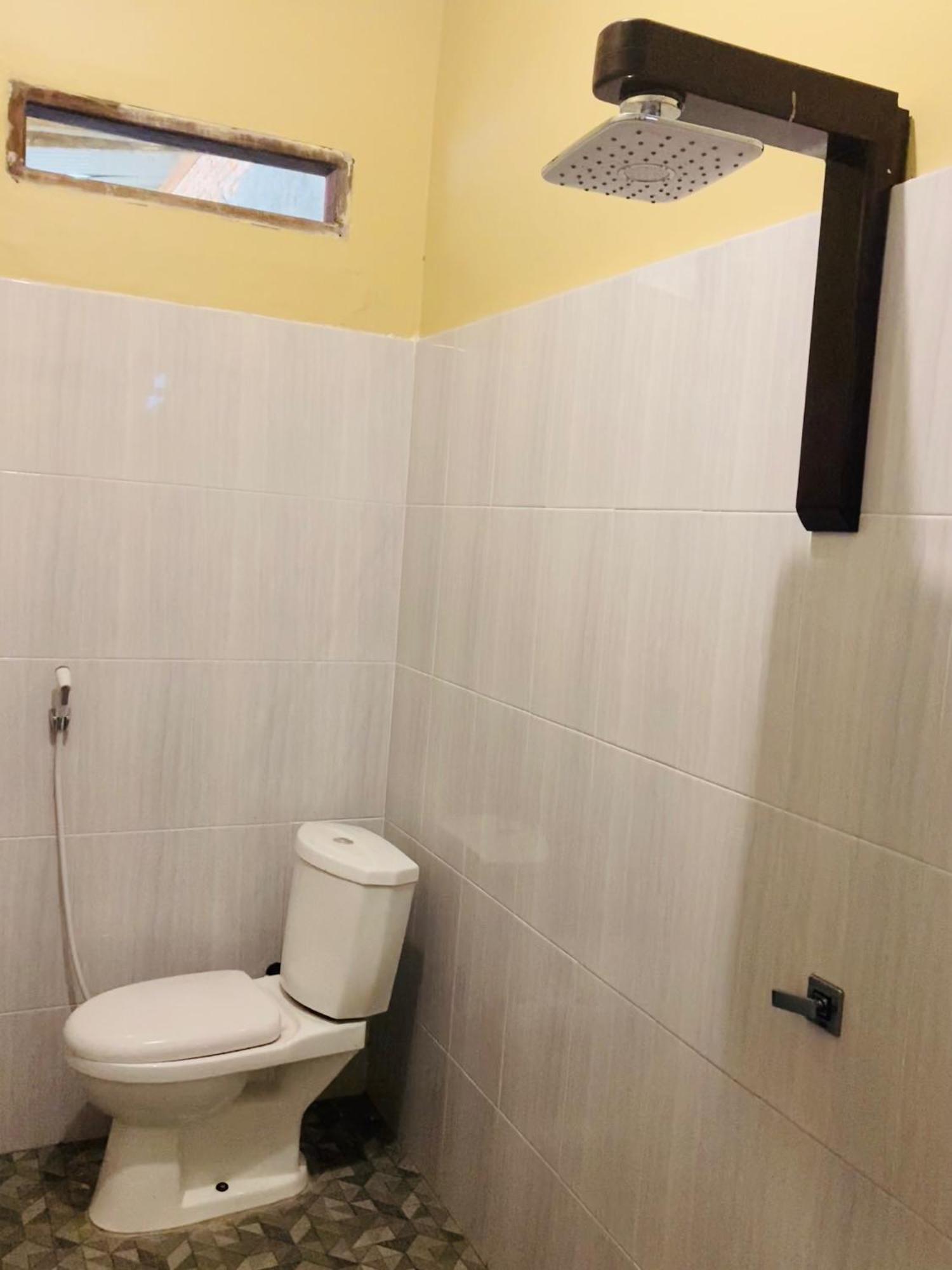 R5 Keramba Inn 부킷 라왕 외부 사진